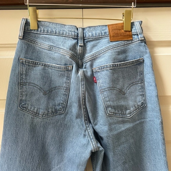 Levi's® Premium 70'S HIGH RISE FLARE JEANS Women’s size 28 X 30 - Picture 6 of 16